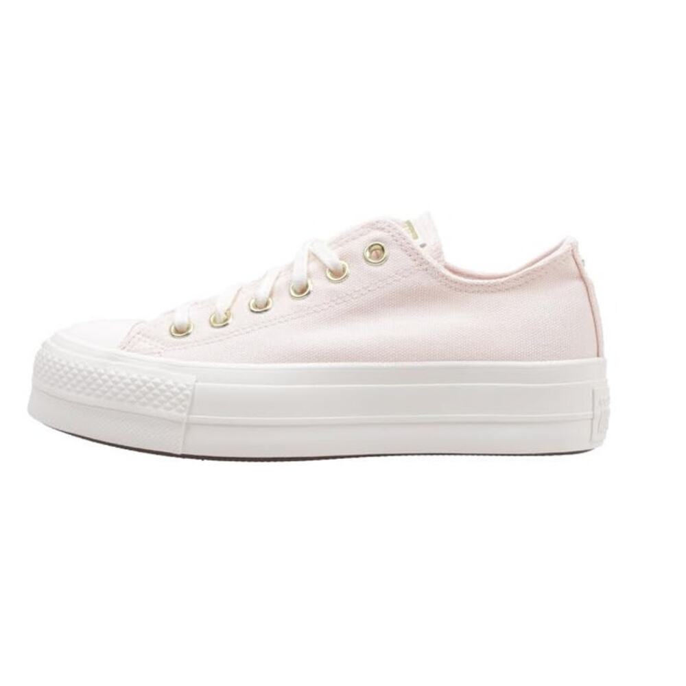 NWT Converse Women's Chuck Taylor All Star Low-Top Lift Platform Sneaker 6.5 US
